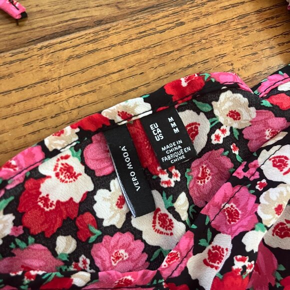 Vero Moda Floral Print Dress - Picture 5 of 5